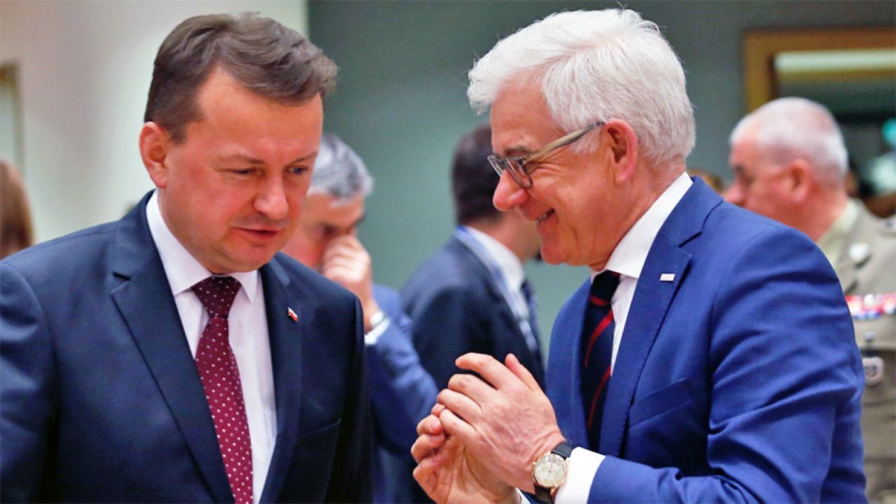 Szefowie MON i MSZ Mariusz Błaszczak i Jacek Czaputowicz (fot. PAP/EPA/JULIEN WARNAND) Szefowie MON i MSZ Mariusz Błaszczak i Jacek Czaputowicz (fot. PAP/EPA/JULIEN WARNAND)
