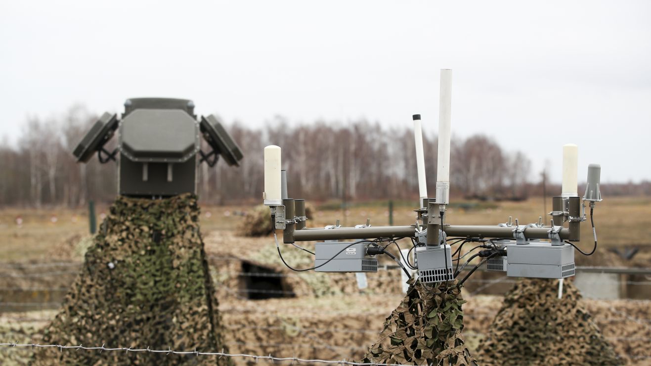 ружье против дронов праща. оружие против беспилотников. противодействие беспилотникам.