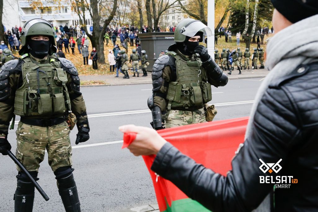 Марш супраць тэрору ў Менску. 1 лістапада 2020 года. (Фота: Белсат)