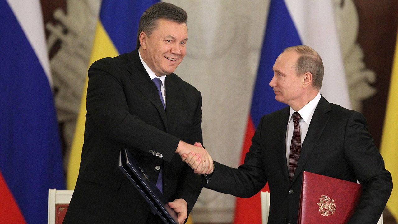 Prezydenci Ukrainy i Rosji: Wiktor Janukowycz i Władimir Putin (fot. Sasha Mordovets/Getty Images)