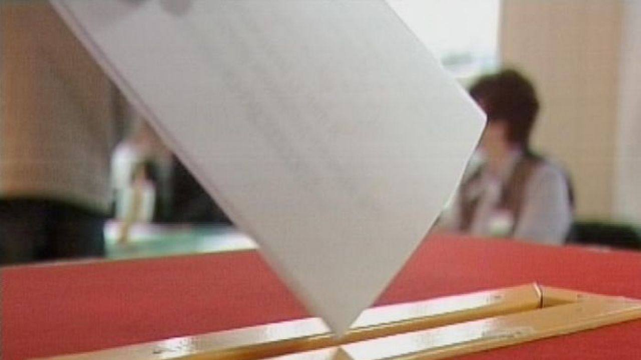Członkowie nowej partii chcą, by najważniejsze decyzje w Polsce były podejmowane w drodze referendów (Fot. arch.) Członkowie nowej partii chcą, by najważniejsze decyzje w Polsce były podejmowane w drodze referendów (Fot. arch.)