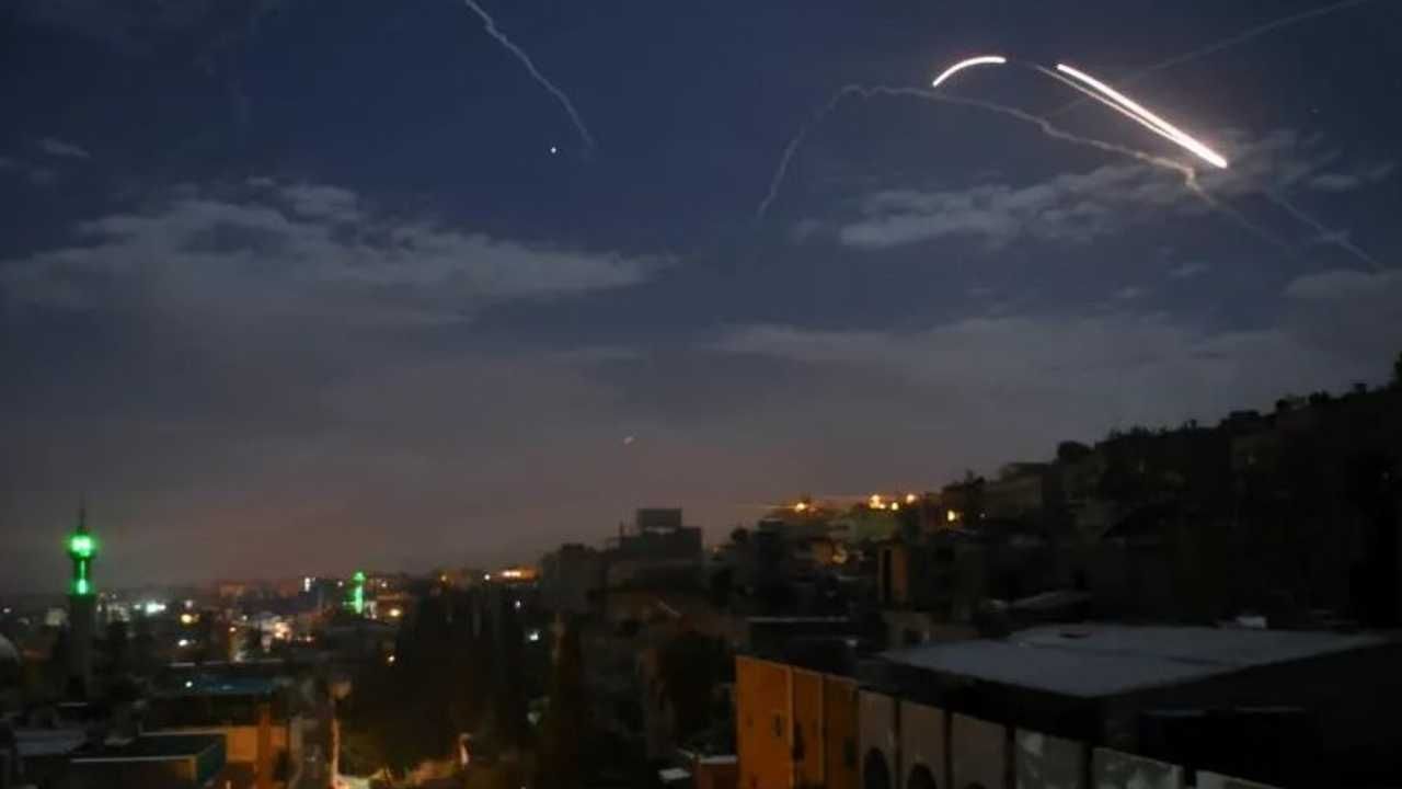 Izrael twierdzi, że ostrzały mają powstrzymać ekspansję Iranu (fot. TT/Israel First)