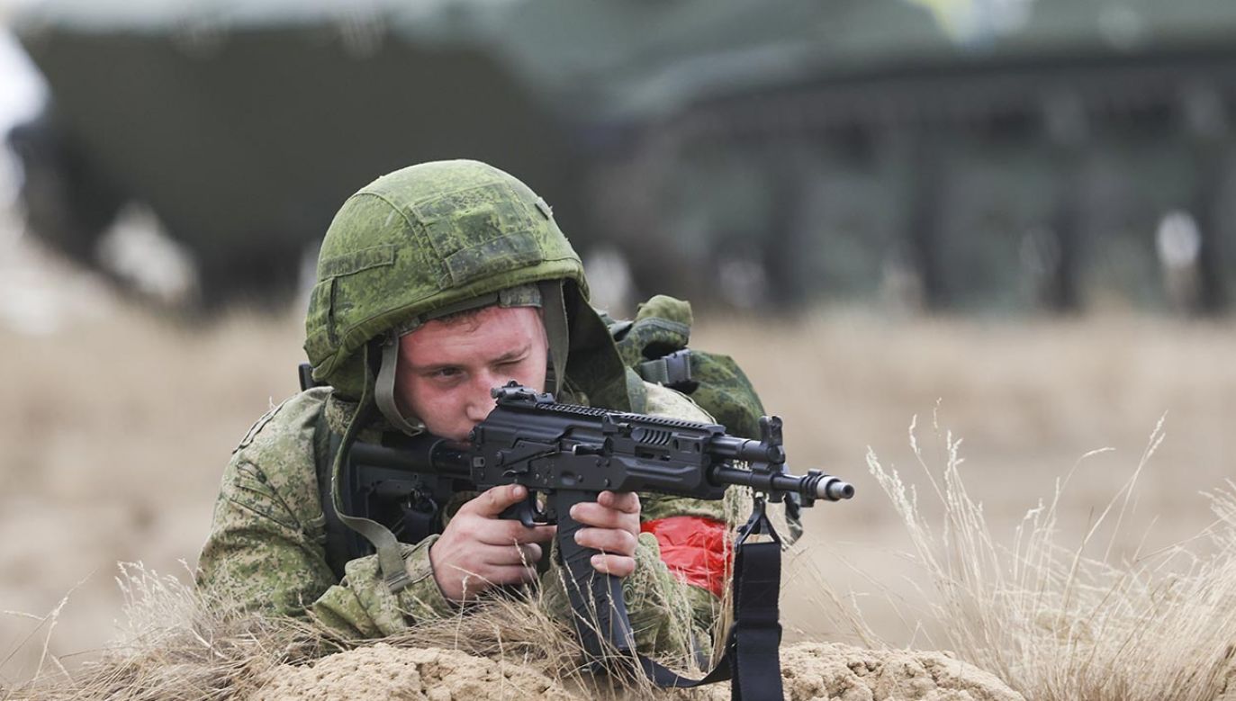 Dowódcy Łukaszenki mówią o prowokacji państw NATO (fot. Stringer/Anadolu Agency via Getty Images)