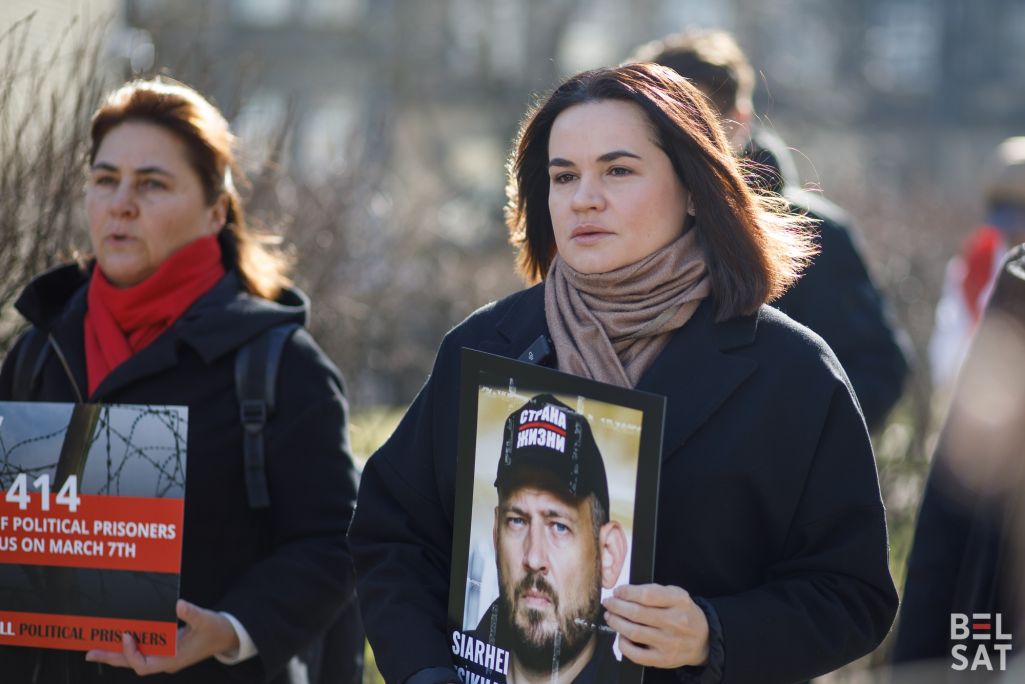 Светлана Тихановская, правозащитники, брифинг, Вильнюс, Сергей Тихановский (Фота: Белсат)