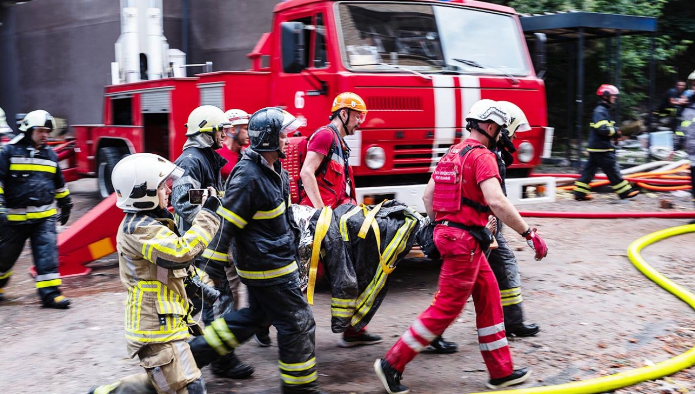 W Kijowie trwa akcja ratunkowa (fot. PAP/Viacheslav Ratynskyi)