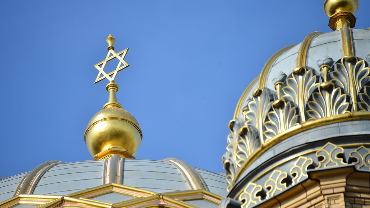Incydent przywołuje złe wspomnienia z ataku podczas Jom Kippur dwa lata temu w Halle (fot. Shutterstock/nitpicker) Incydent przywołuje złe wspomnienia z ataku podczas Jom Kippur dwa lata temu w Halle (fot. Shutterstock/nitpicker)