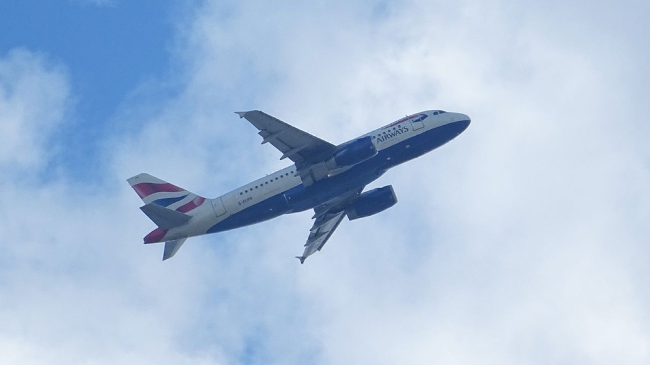 W związku ze strajkiem w British Airways możliwe są odwołania lotów  (fot. pixabay.com/imagii)