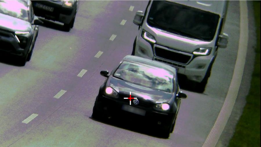 We wtorek (13 maja) mundurowi z wydziału ruchu drogowego Komendy Miejskiej Policji w Bydgoszczy "wzięli pod lupę" odcinek drogi ekspresowej S5 (fot. KMP w Bydgoszczy)