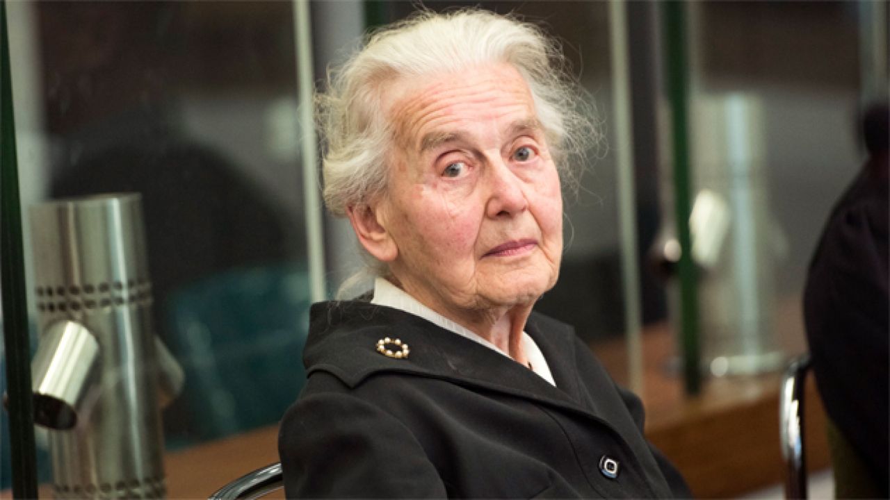 88-letnia Ursula Haverbeck to recydywistka (fot. PAP/EPA/Steffi Loos/POOL)