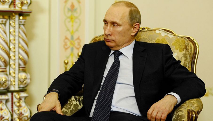 Władimir Putin ma nieograniczoną władzę w Rosji (fot. Sefa Karacan/Anadolu Agency/Getty Images)