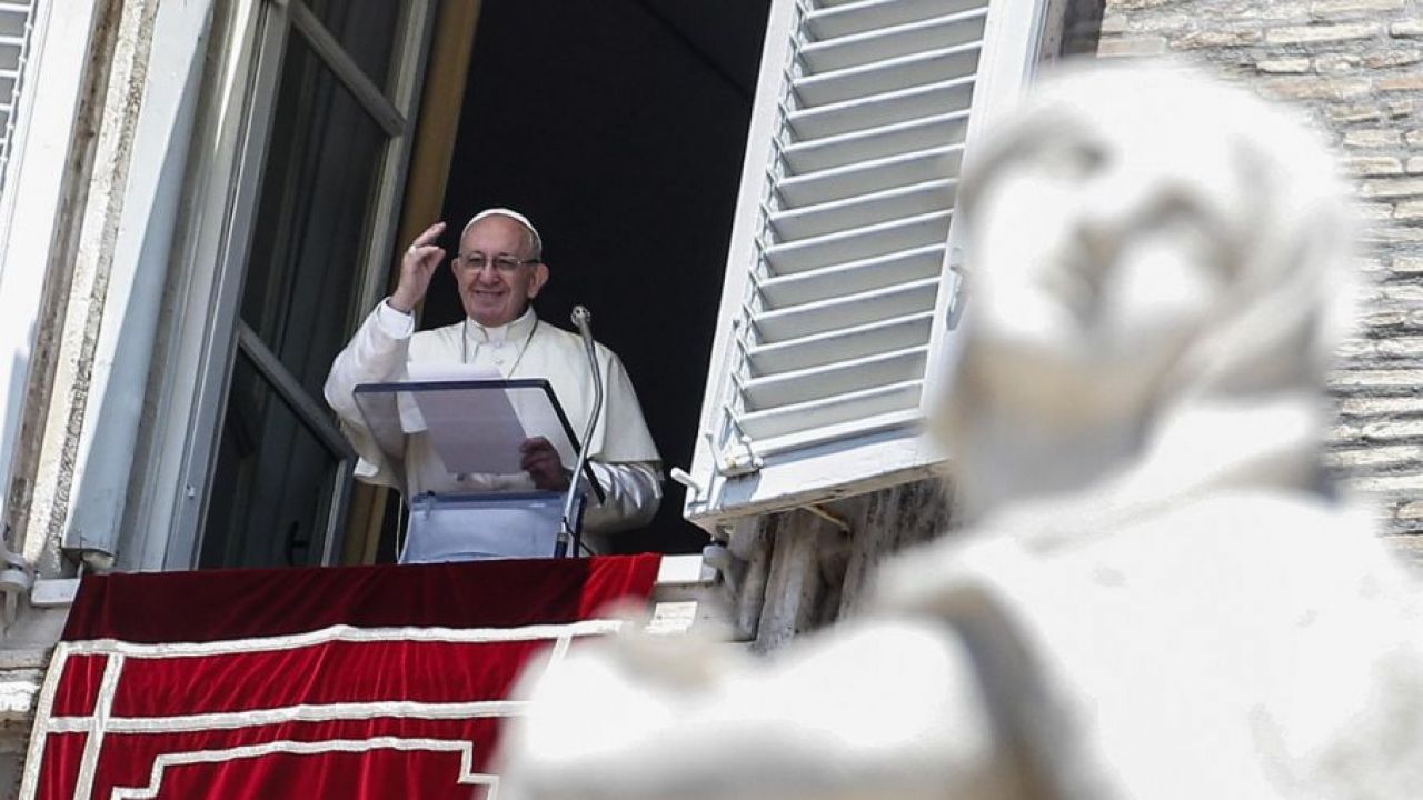 Papież Franciszek podkreślił wartość życia ludzkiego (fot. PAP/EPA/FABIO FRUSTACI) Papież Franciszek podkreślił wartość życia ludzkiego (fot. PAP/EPA/FABIO FRUSTACI)