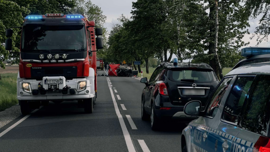 Klukowo – Krajenka: śmiertelny wypadek na DW188, blokada (fot. 77400.pl)
