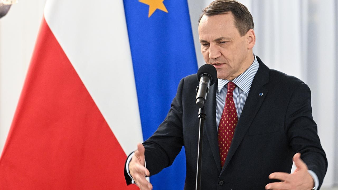 Radosław Sikorski w Niemczech. Ostrzega przed Rosją | TVP INFO