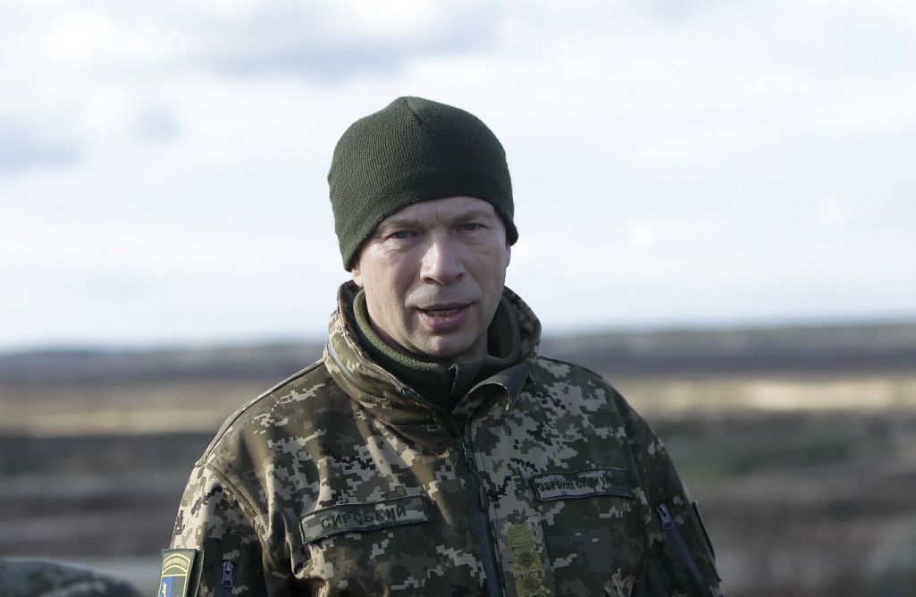 Камандуючы Сухапутнымі войскамі ЗСУ генерал-лейтэнант Аляксандр Сырскі падчас цырымоніі ўзнагароджання лепшага ваеннаслужачага. Чарнігаўская вобласць, Украіна. 4 лютага 2020 года. (Фота: Ukrinform / Photoshot / East News)