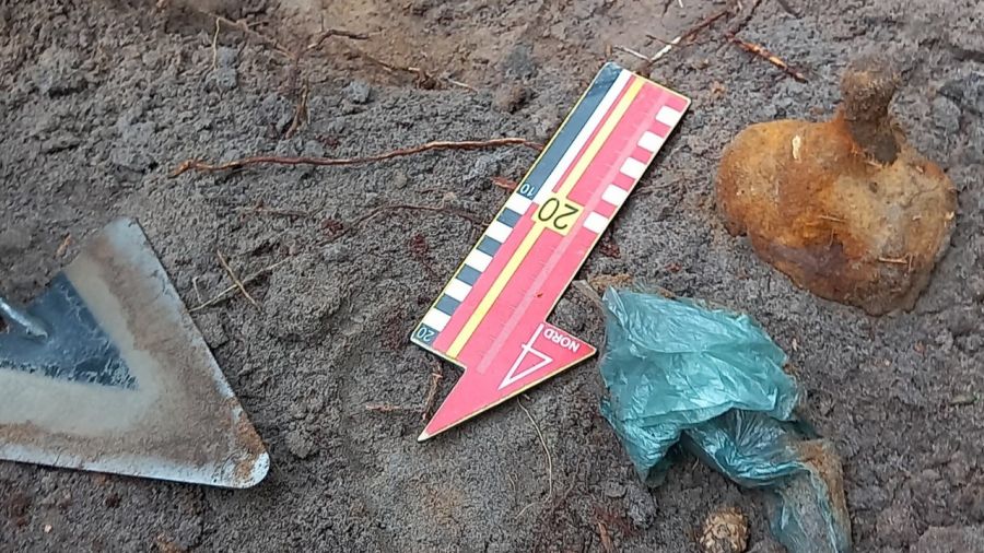 Kalisz/Zbiersk: cmentarzysko sprzed 2 tysięcy lat  (fot. Denar Kalisz – Stowarzyszenie Poszukiwaczy Śladów Historii)