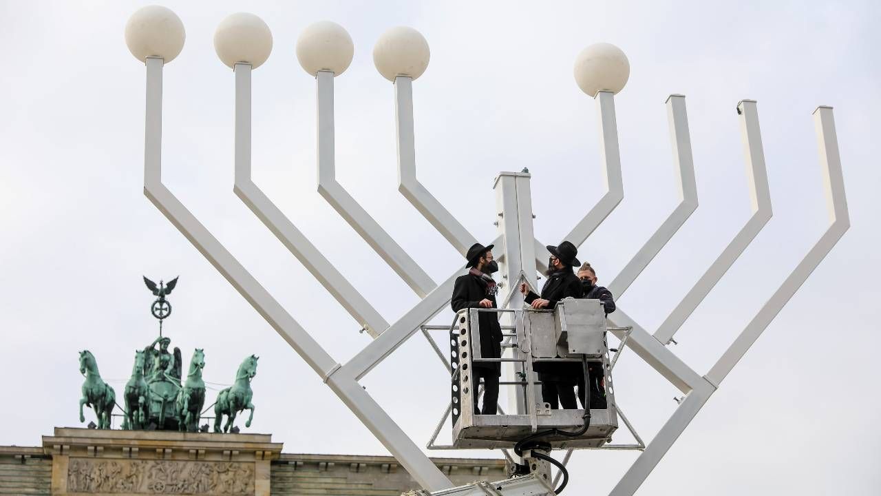 Antysemityzm w Niemczech przybiera na sile (fot. Omer Messinger/Getty Images)