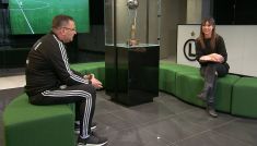 Anna Kozińska rozmawiała z Czesławem Michniewiczem w Legia Training Center (fot. TVP)