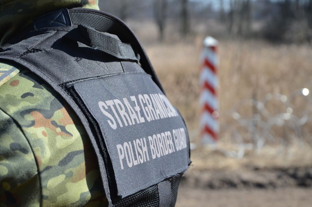Польскі памежнік. (Фота: Straz_Graniczna / Twitter)