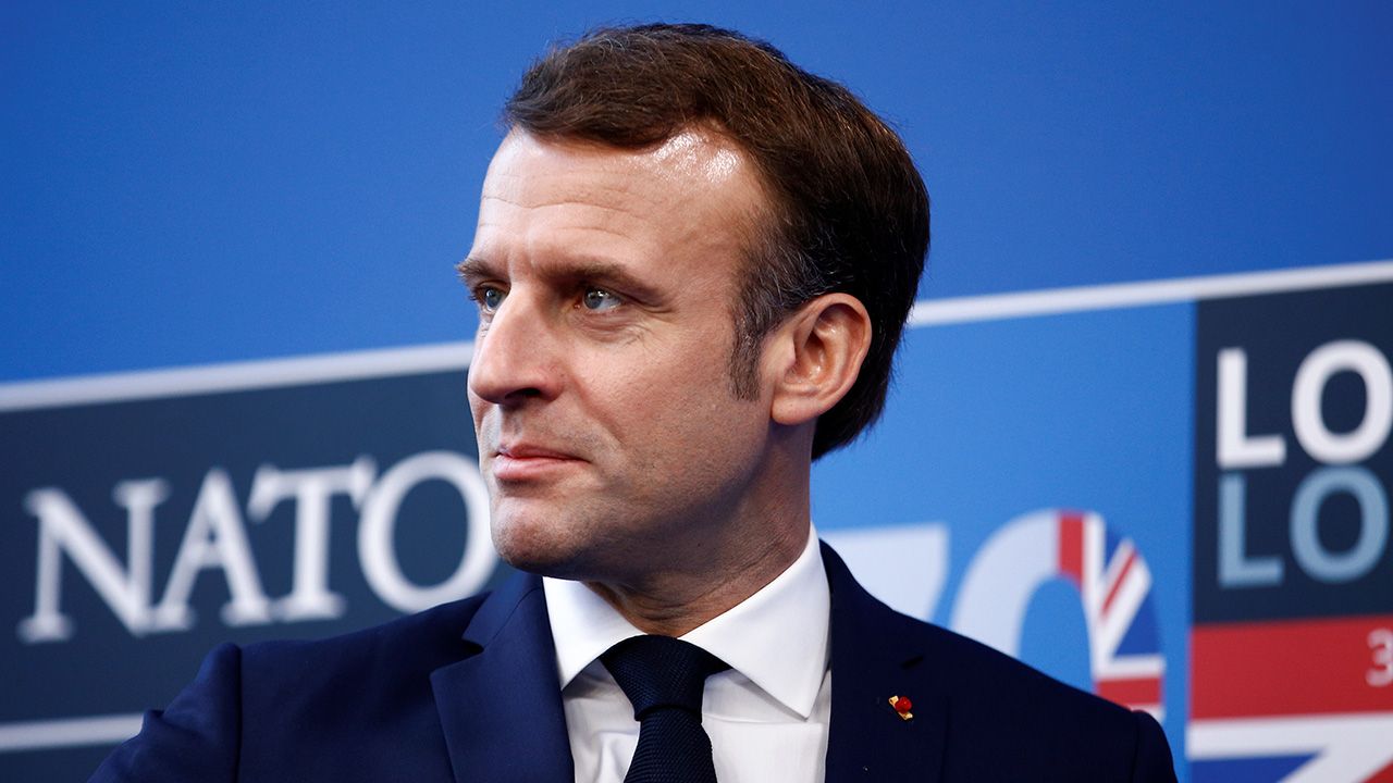 Prezydent Francji Emmanuel Macron (fot. Reuters/Henry Nicholls)