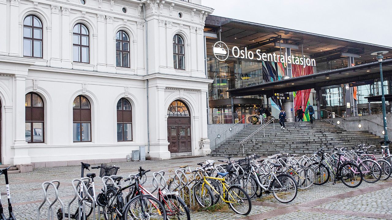 Władze Oslo ogłosiły zamknięcie sklepów oraz galerii handlowych (fot. Odin Jaeger/Bloomberg via Getty Images) Władze Oslo ogłosiły zamknięcie sklepów oraz galerii handlowych (fot. Odin Jaeger/Bloomberg via Getty Images)