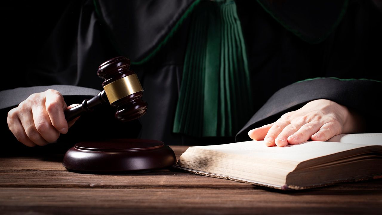 Pozew o ochronę dóbr osobistych wniosła grupa 38 krakowskich sędziów (fot. Shutterstock/lusia83) Pozew o ochronę dóbr osobistych wniosła grupa 38 krakowskich sędziów (fot. Shutterstock/lusia83)