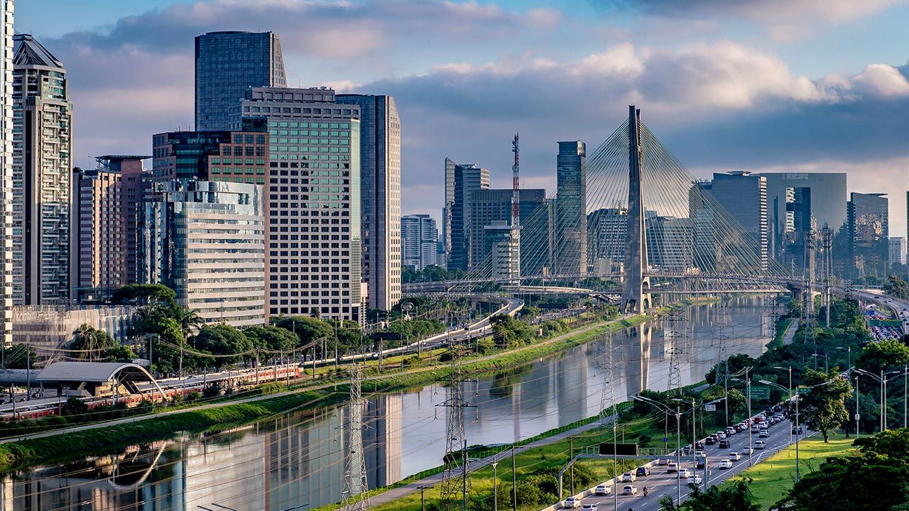 Oczyszczenie rzeki Pinheiros było największym projektem środowiskowym (fot. Shutterstock/Raphael Paulino Goncalves) Oczyszczenie rzeki Pinheiros było największym projektem środowiskowym (fot. Shutterstock/Raphael Paulino Goncalves)
