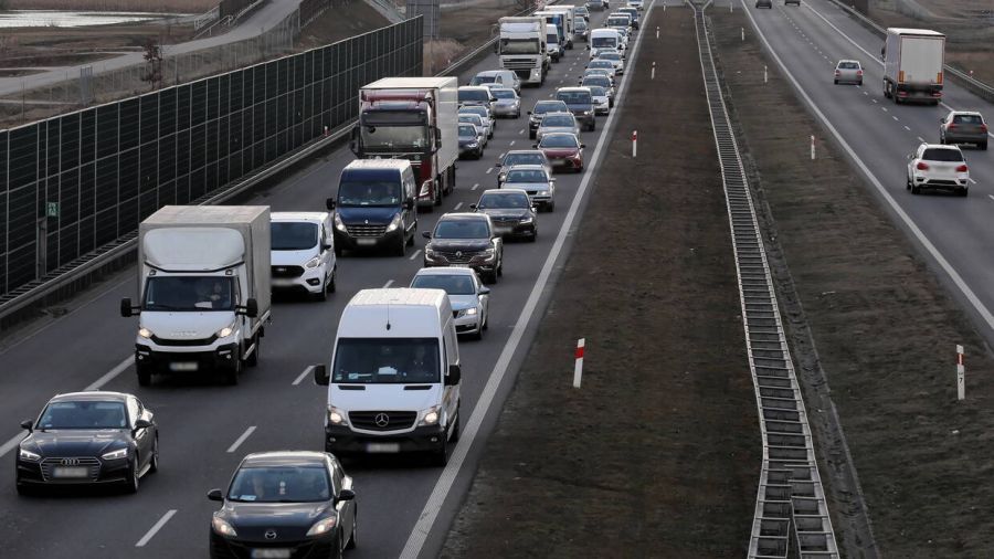 Zamkną wjazdy na autostradę A2. Na długo (fot. Paweł Supernak PAP zdj. ilust.)