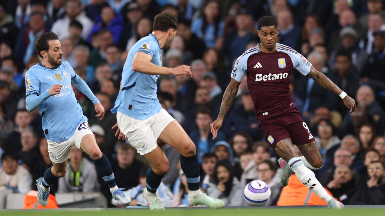 Marcus Rashford w meczu z Manchesterem City (fot. Getty).