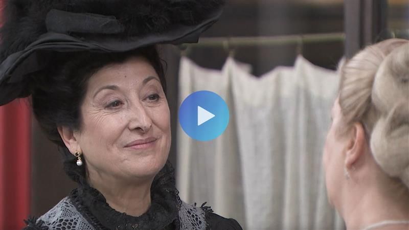 W 513. odcinku serialu „Akacjowa 38” Cayetana poczuje się lepiej i zaprosi sąsiadki na kolację. Fot. mat. prasowe TVP