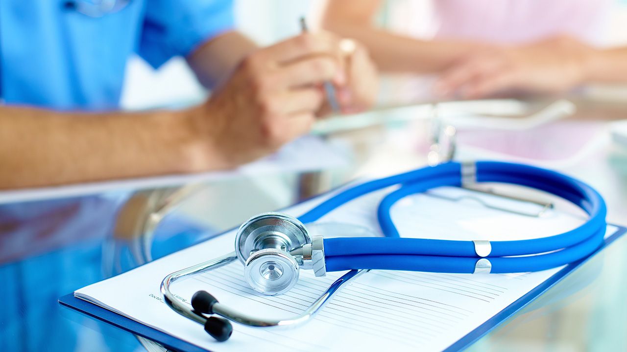 W dzienniku opisano założenia strategii onkologicznej (fot. Shutterstock/Pressmaster) W dzienniku opisano założenia strategii onkologicznej (fot. Shutterstock/Pressmaster)
