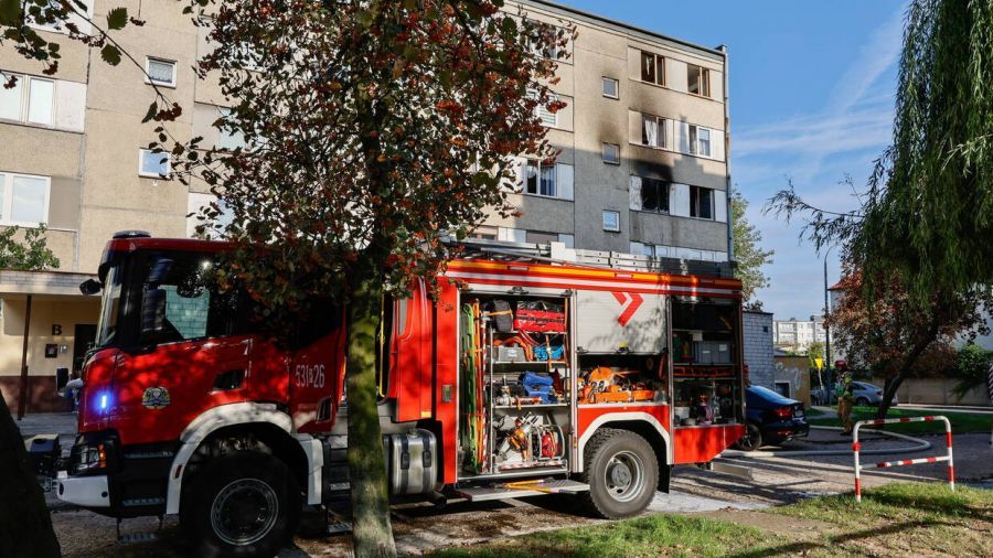 Kalisz, pożar mieszkania, ul. Złota Kalisz, poszkodowana 59-latka (fot. zdj. ilustr., PAP/Tomasz Wojtasik)