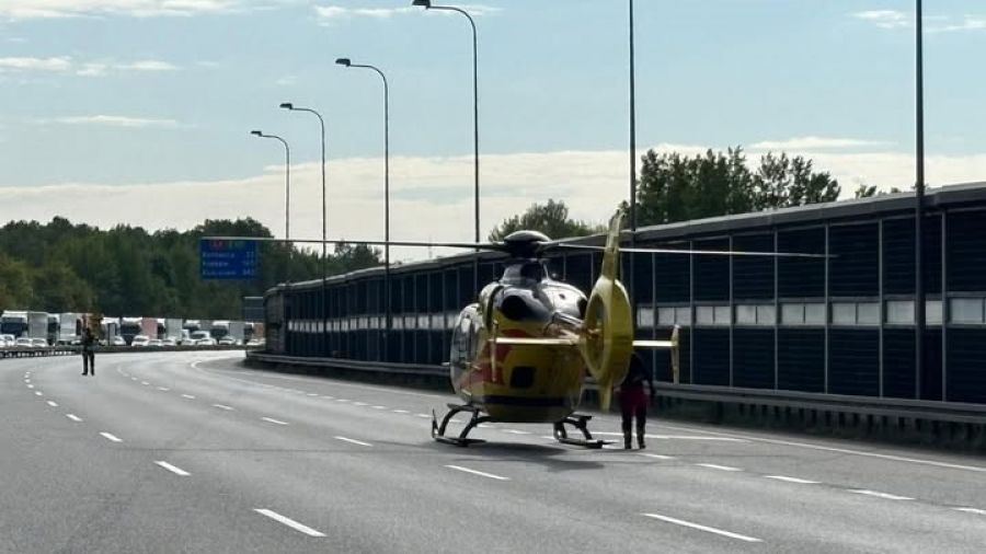 Wszystkie pasy w stronę Katowic są zablokowane. Fot. Komenda Miejska Państwowej Straży Pożarnej w Zabrzu