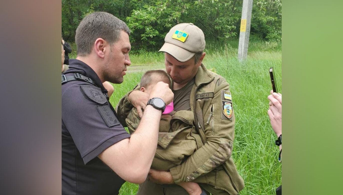 Ratownicy odnaleźli dziewczynkę w lesie ok. 10 km od domu (fot. Policja Ukrainy