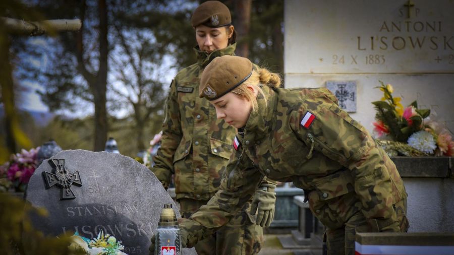 Świętokrzyscy terytorialsi uczcili pamięć żołnierzy niezłomnych (Fot. 10 ŚBOT)
