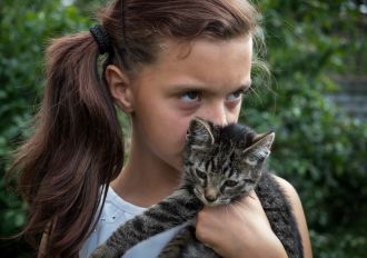 “Two Worlds” by Maciej Adamek to be screened at DOK.