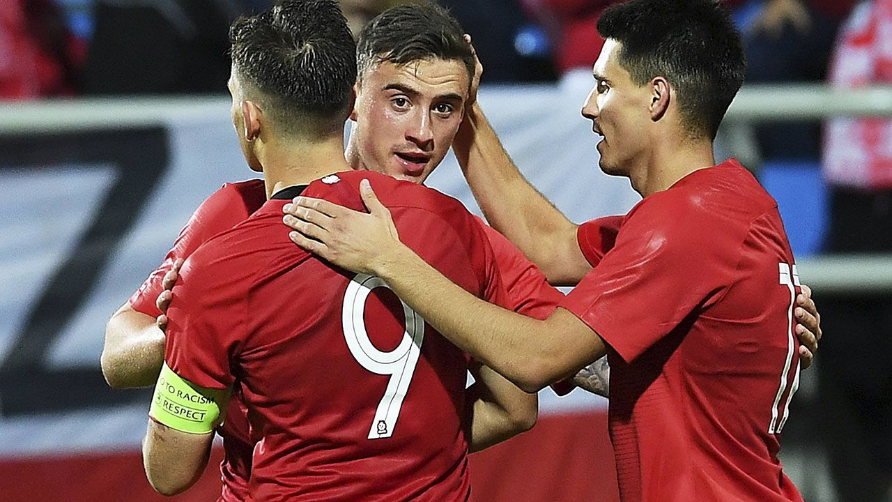Z Zaglebia Lubin Do Genoa Cfc Kolejny Polski Pilkarz W Serie A Tvp Info