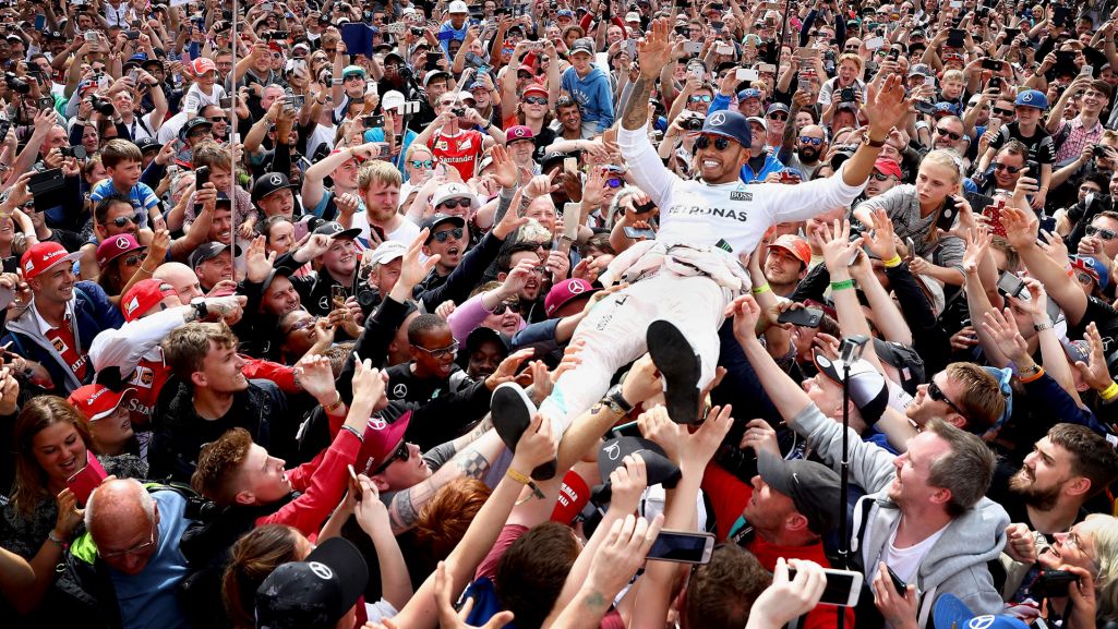 Lewis Hamilton i Mercedes to jeden z najlepszych duetów w historii F1. Fot. Clive Mason/GettyImages