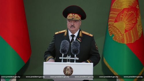 Аляксандр Лукашэнка на парадзе 9 траўня. Менск. 
