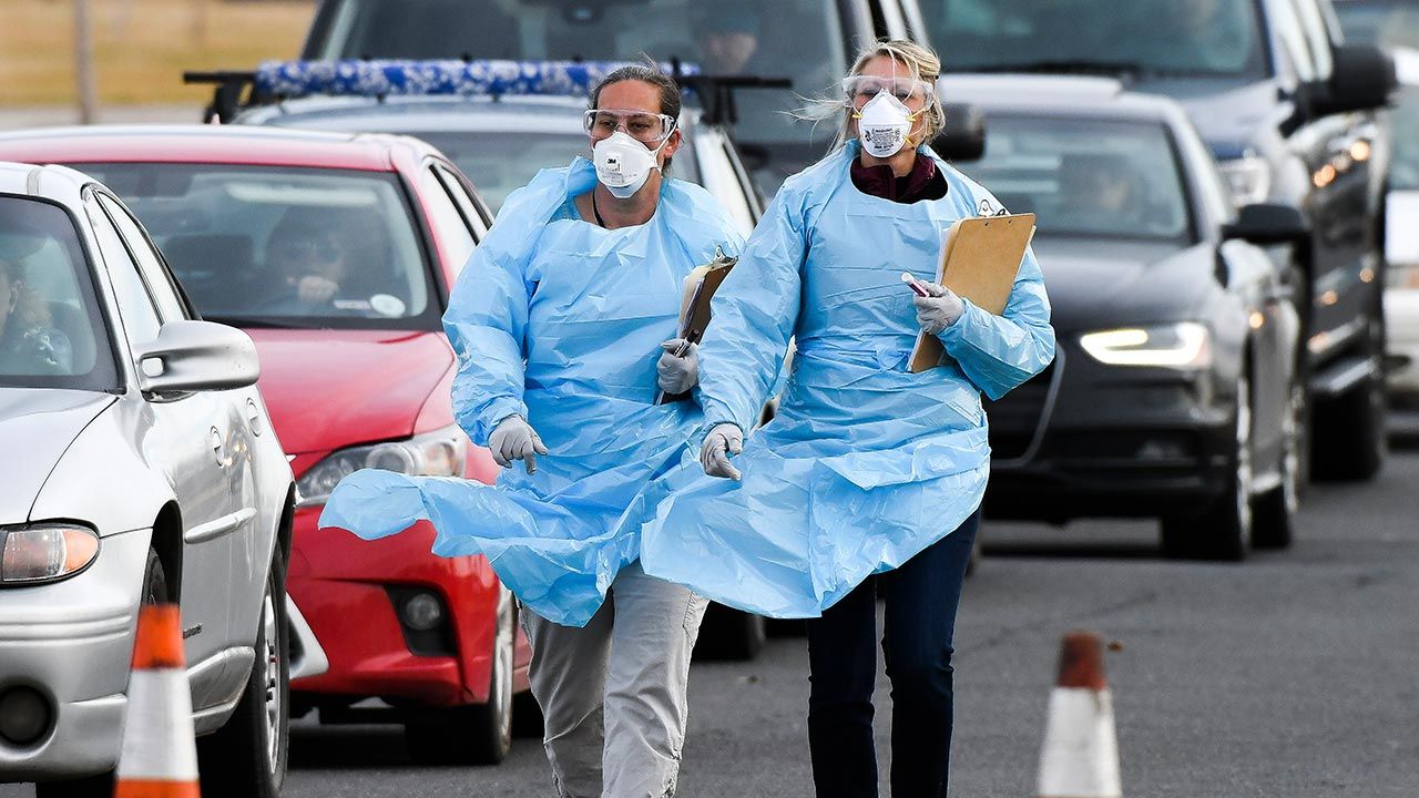 Aplikacja niedługo pojawi się też w Google Play (fot. Michael Ciaglo/Getty Images) Aplikacja niedługo pojawi się też w Google Play (fot. Michael Ciaglo/Getty Images)