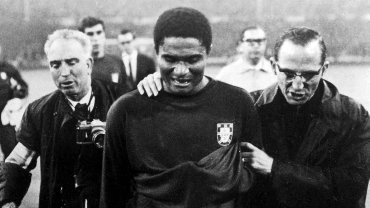 Łzy Eusebio – pamiętny obrazek mundialu z 1966 roku (fot. Getty)