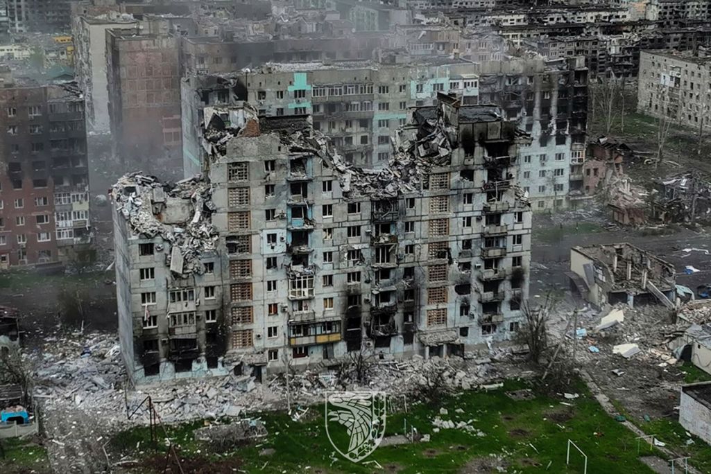 Здымак мае ілюстрацыйны характар. Разбурэнні ў горадзе Бахмут Данецкай вобласці, Украіна. 21 траўня 2023 года. (Фота: Handout / Armed Forces of Ukraine / AFP / East News)