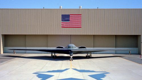 Цырымонія прэзентацыі бамбавальніка «B-2 Spirit»
