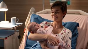 Blanka w końcu wzięła na ręce urodzoną córeczkę Fot. TVP