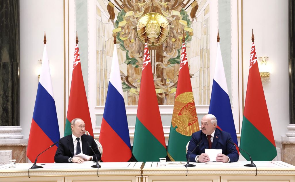 Аляксандр Лукашэнка і Уладзімір Пуцін падчас прэс-канферэнцыі ў Менску 24 траўня. (Фота: kremlin.ru)