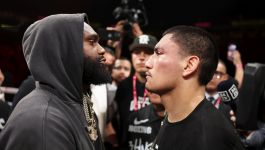 Po zwycięstwie Vergila Ortiza Jr (z prawej) do ringu wkroczył Jaron Ennis, który ma być kolejnym rywalem Amerykanina. Spekuluje się, że do walki Ortiz Jr – Ennis może dojść w maju 2026 roku (fot. Getty Images)